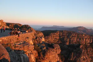 Sonnenuntergang auf dem Tafelberg / Südafrika